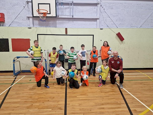 A picture of Delting FC players and coaches