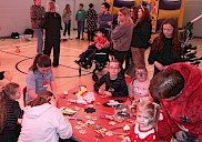 A photo of everyone in the games hall